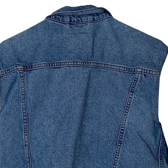 Levi's Ex-Boyfriend Hybrid Trucker Denim Jacket in Medium Wash, Size Small - Picture 7 of 14